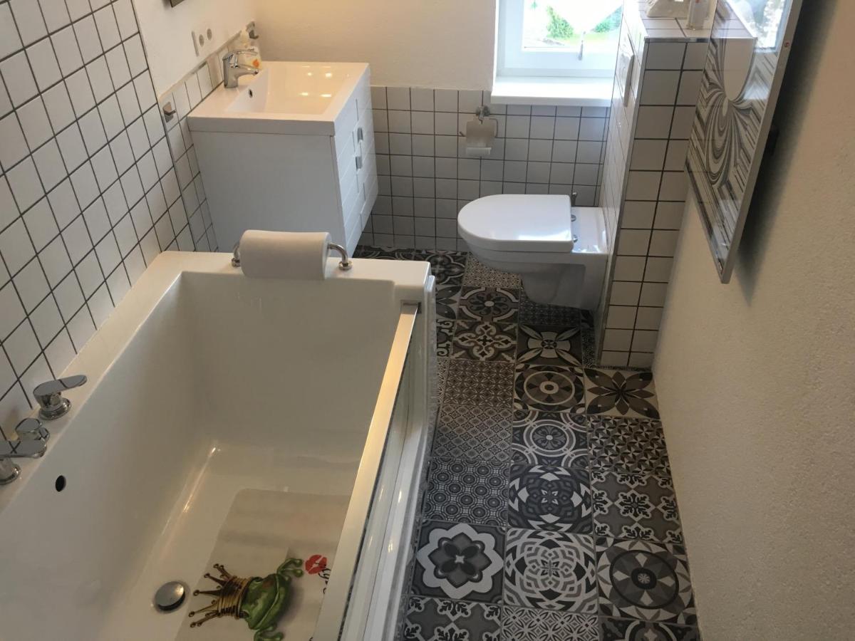 Ferienwohnung Kleiner Kalle Мелзунген Екстериор снимка